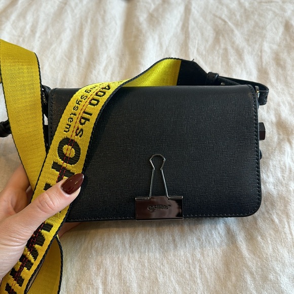 Off-White Mini Flap Binder Clip Bag - Picture 7 of 7